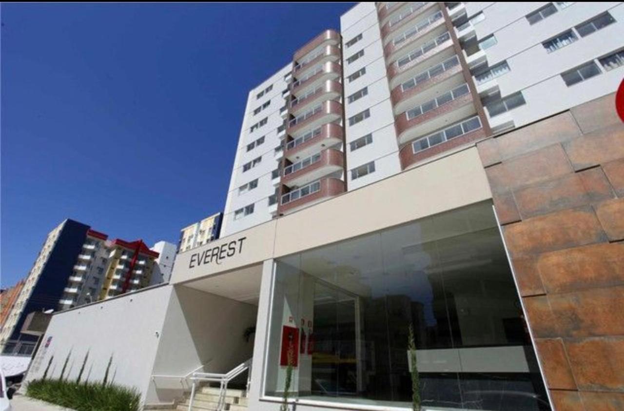 Everest Flat Service * Caldas Novas